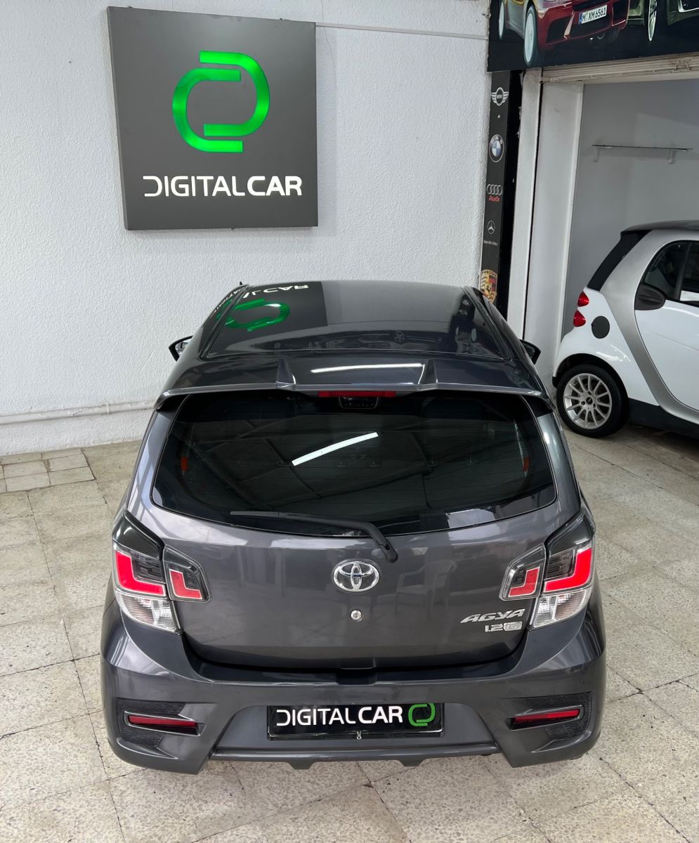 Toyota Agya à Tunis - Photo 12
