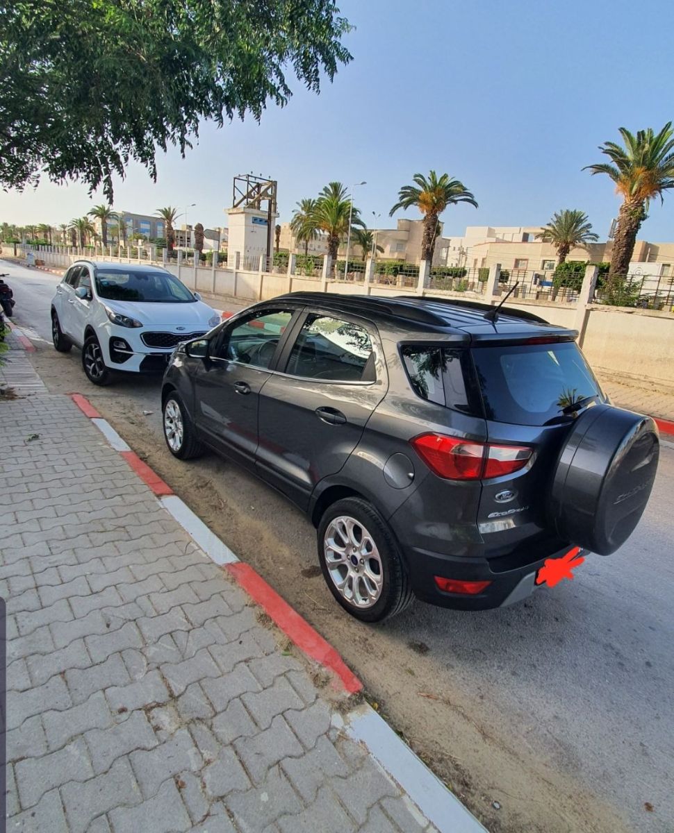 Ford Ecosport Titanium à Nabeul - Photo 2