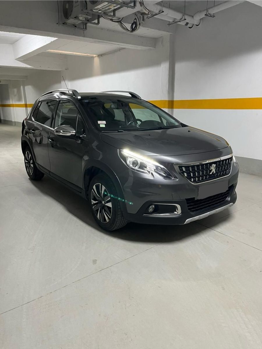 Peugeot 2008 Allure Blanc Nacré + Toit à Tunis - Photo 1