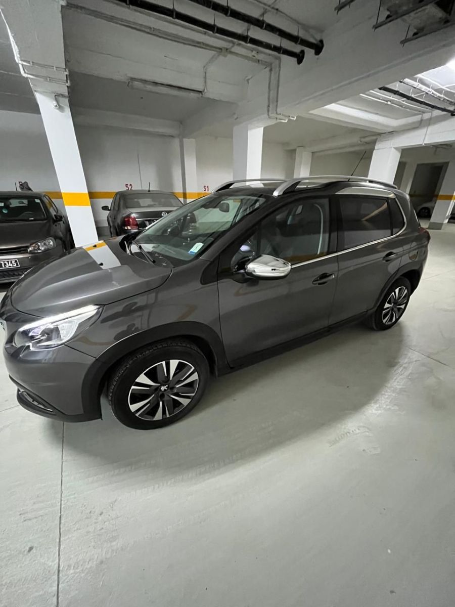 Peugeot 2008 Allure Blanc Nacré + Toit à Tunis - Photo 2