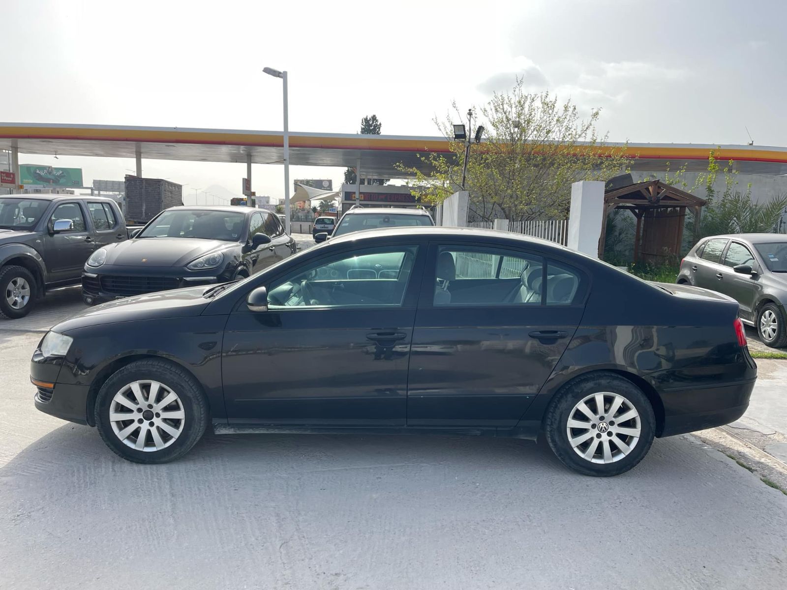 Volkswagen Passat à Nabeul - Photo 3
