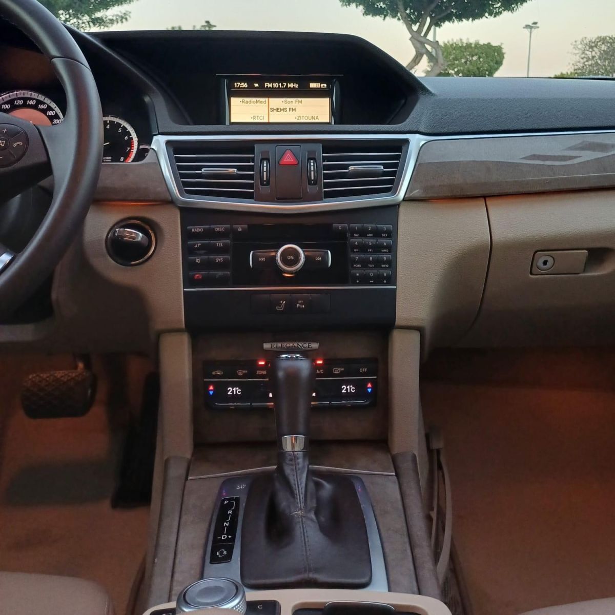 Mercedes-Benz Classe E Avantgarde à Ben Arous - Photo 6