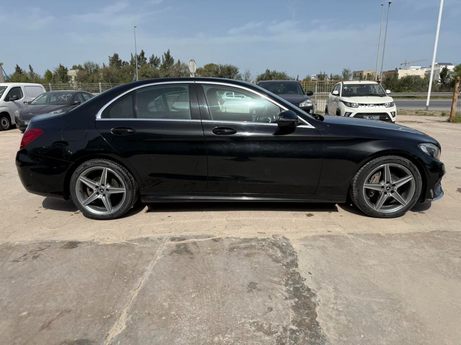 Mercedes-Benz Classe C AMG à Ariana - Photo 4