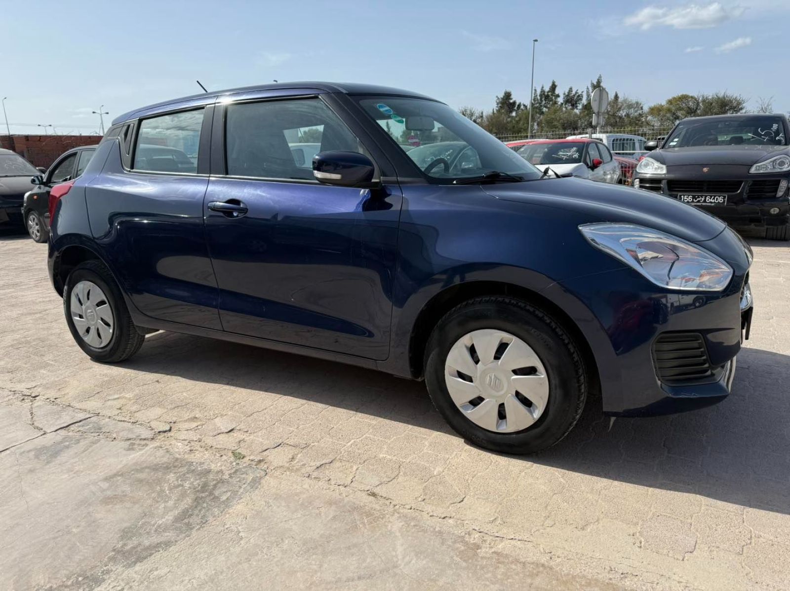 Suzuki Swift à Tunis - Photo 3