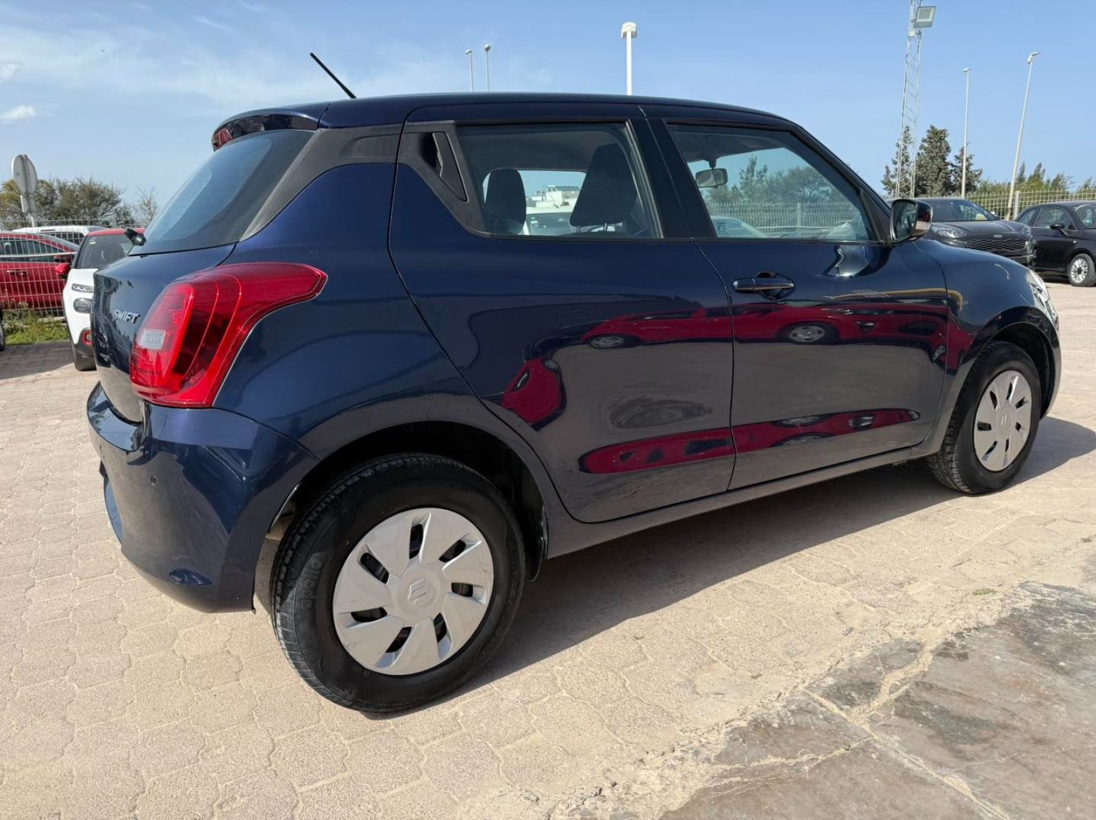 Suzuki Swift à Tunis - Photo 5