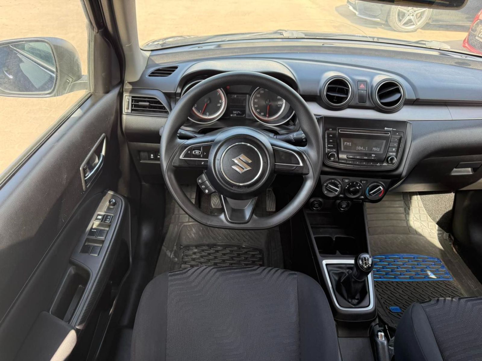 Suzuki Swift à Tunis - Photo 7