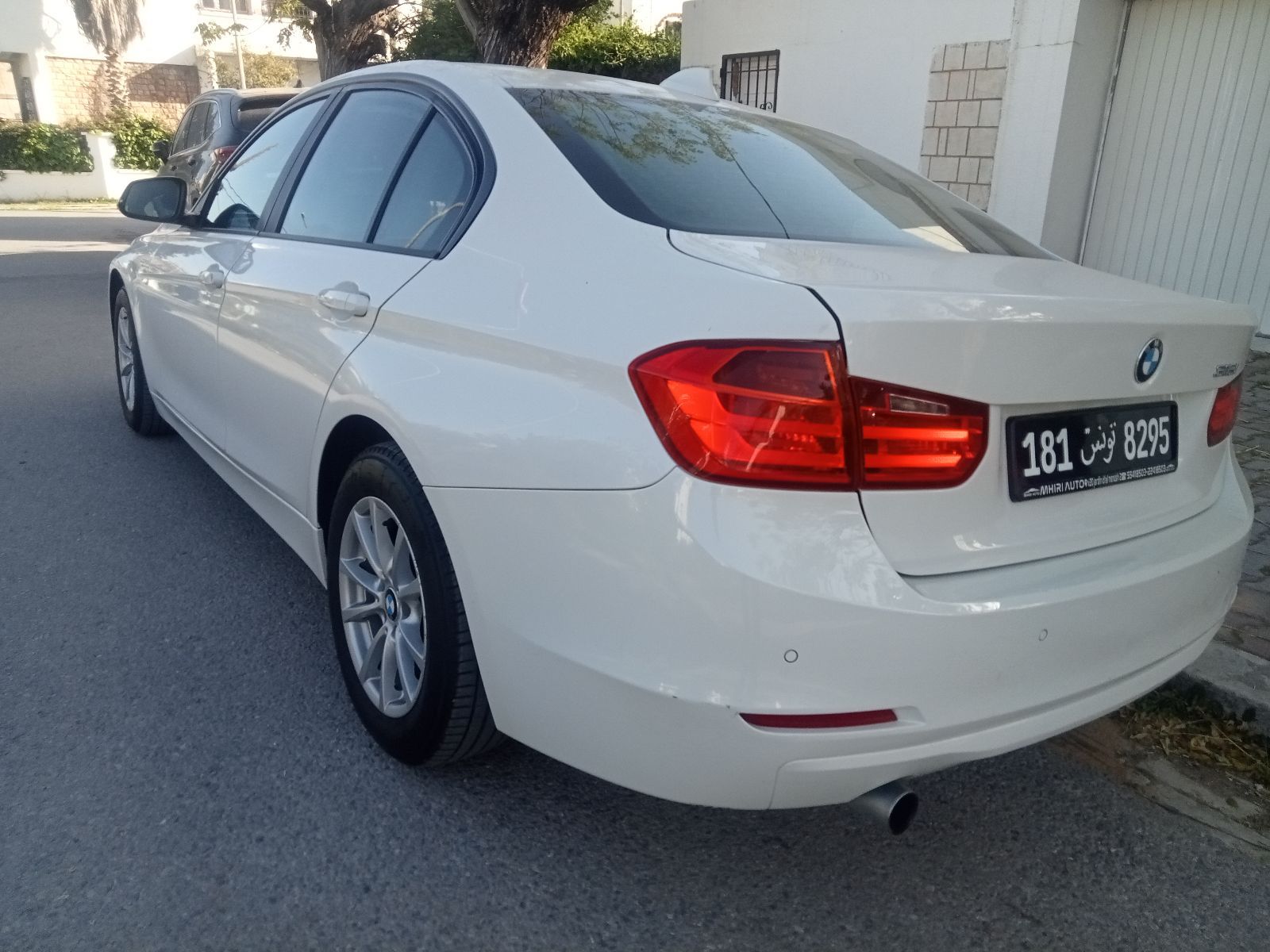 BMW Série 3 Luxury Line à Tunisie - Photo 3