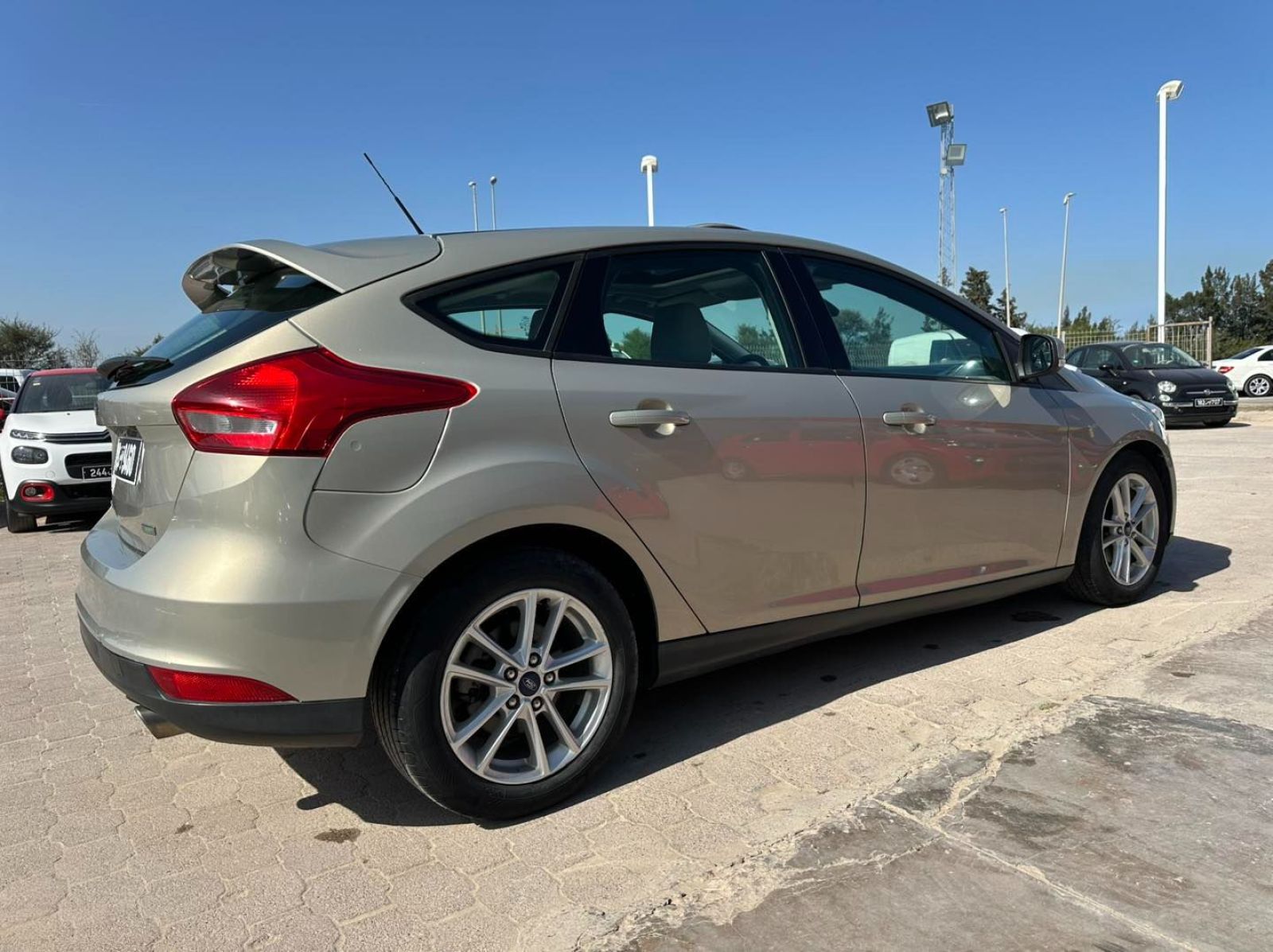 Ford Focus eco boost à Ben Arous - Photo 5
