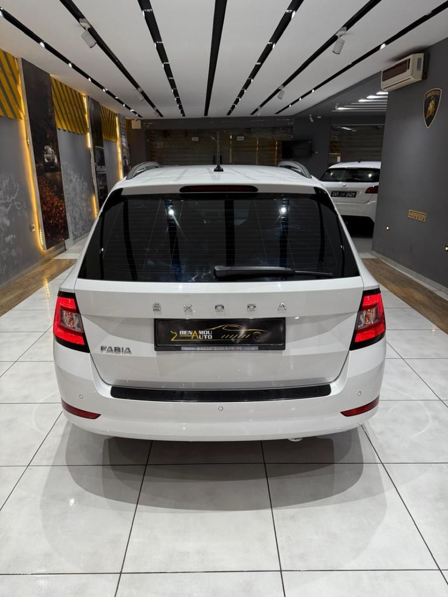 Skoda Fabia Active à Tunis - Photo 3