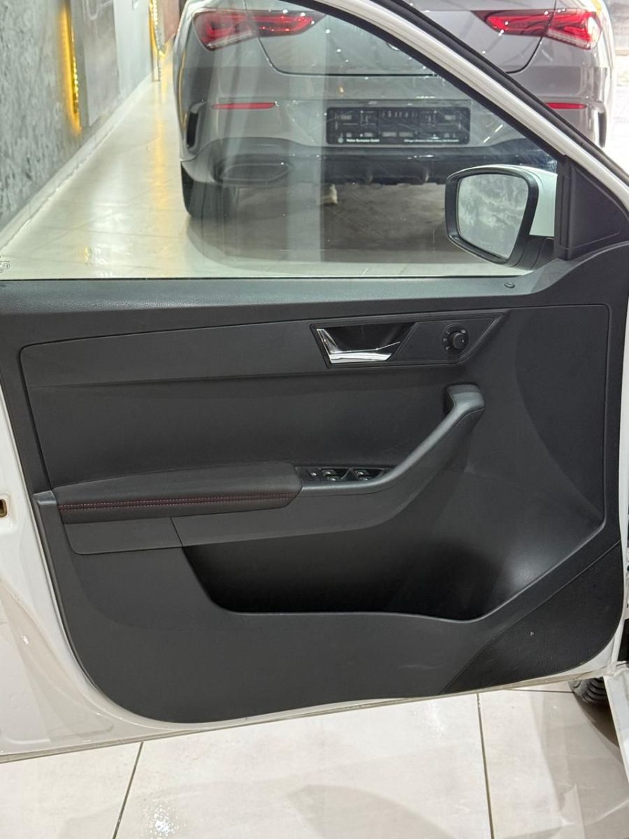 Skoda Fabia Active à Tunis - Photo 7