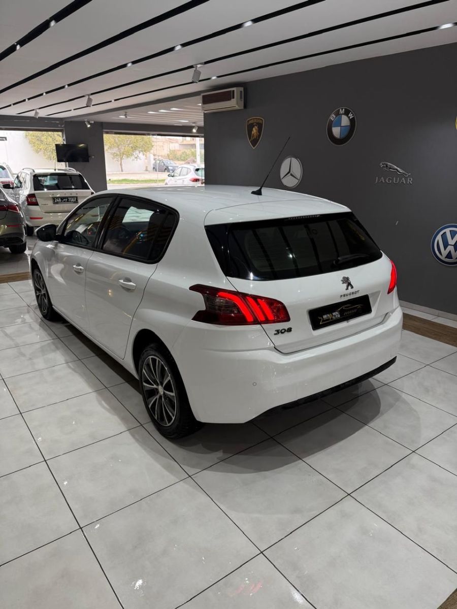 Peugeot 308 à Tunis - Photo 5