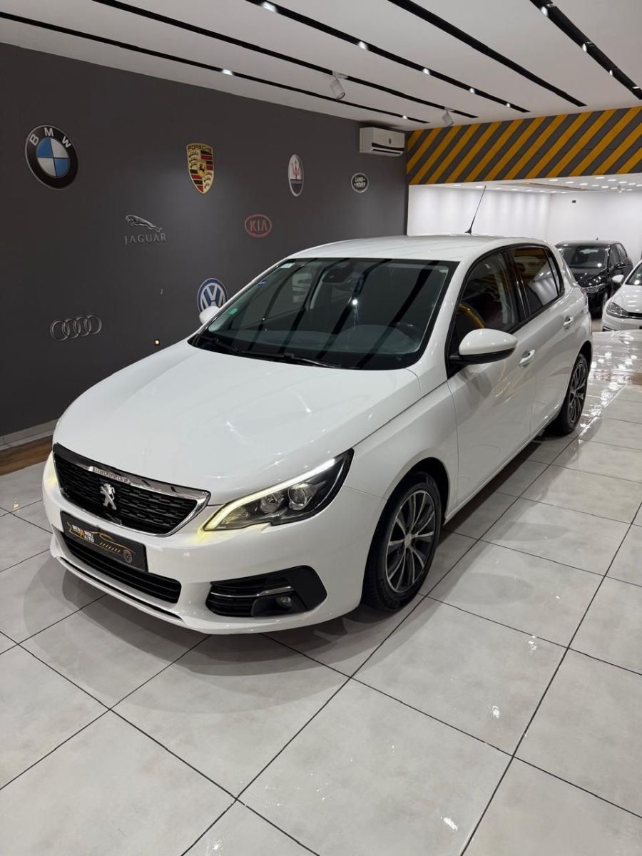Peugeot 308 à Tunis - Photo 2