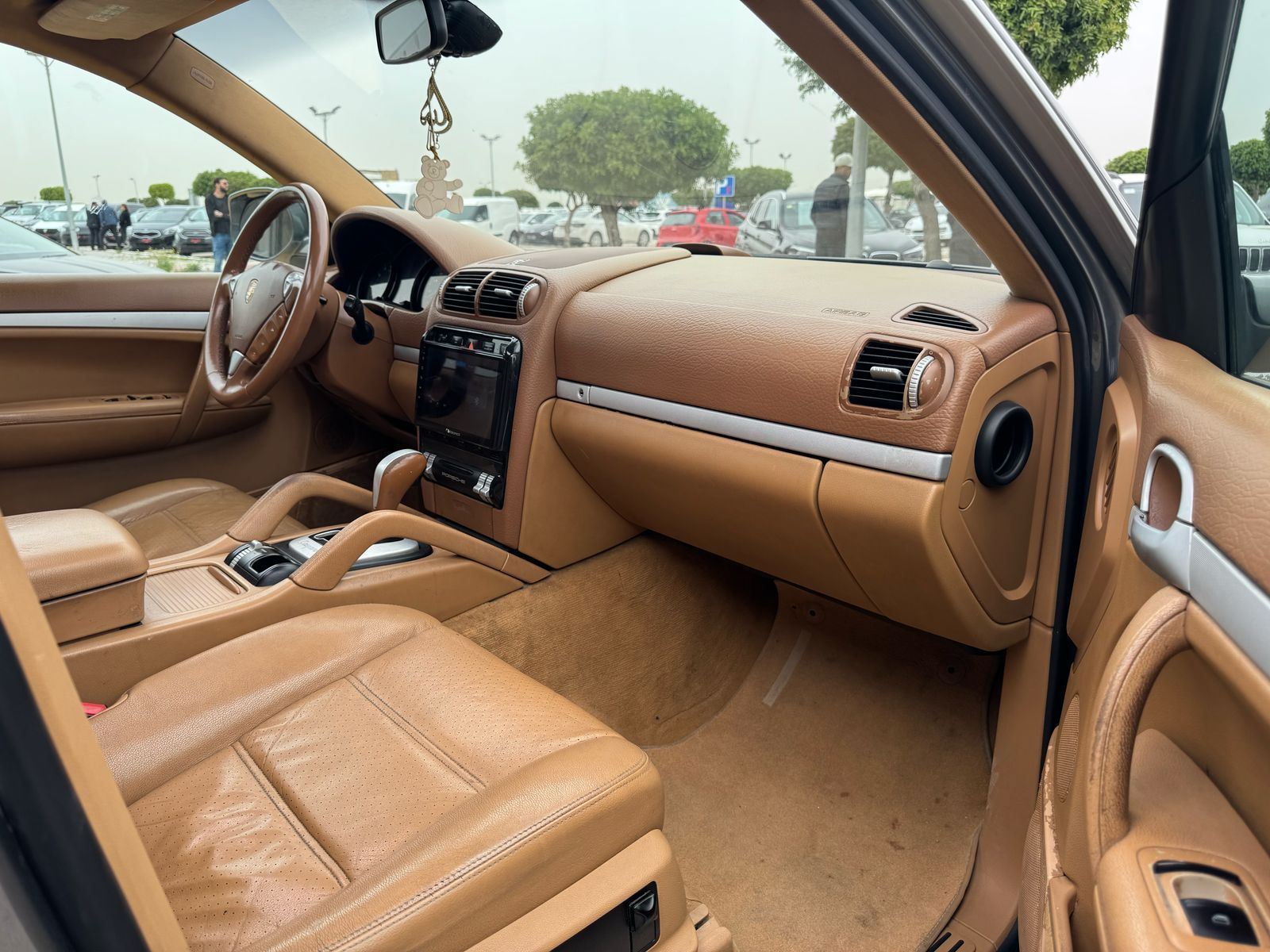 Porsche Cayenne à Ben Arous - Photo 13