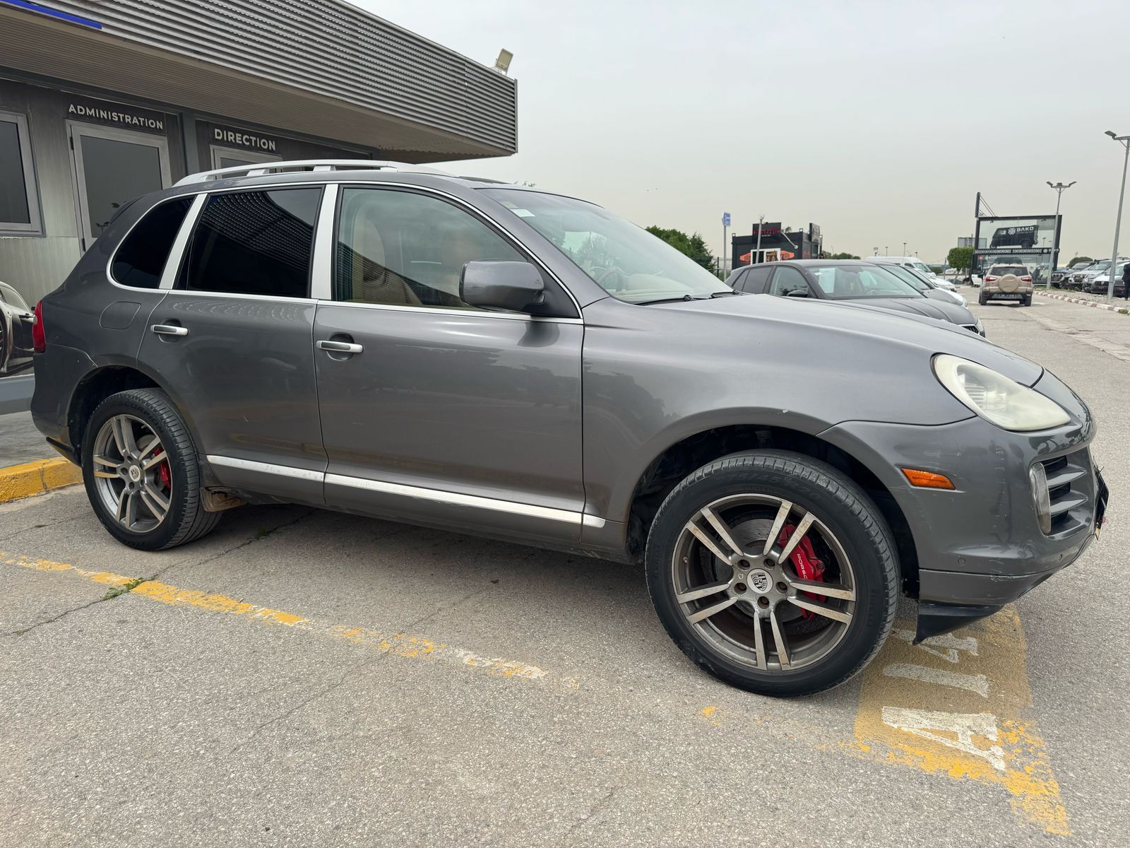 Porsche Cayenne à Ben Arous - Photo 6