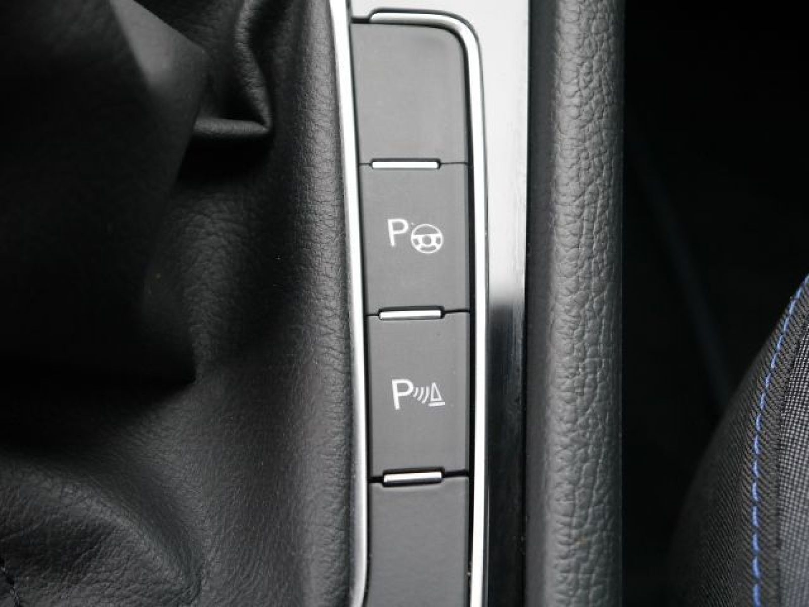 Volkswagen Golf 7 à Ariana - Photo 4