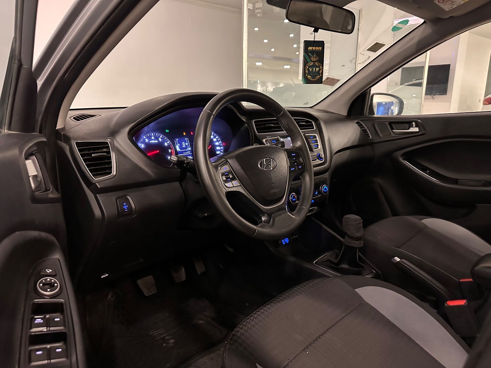 Hyundai i20 GLS High Grade à Ariana - Photo 6