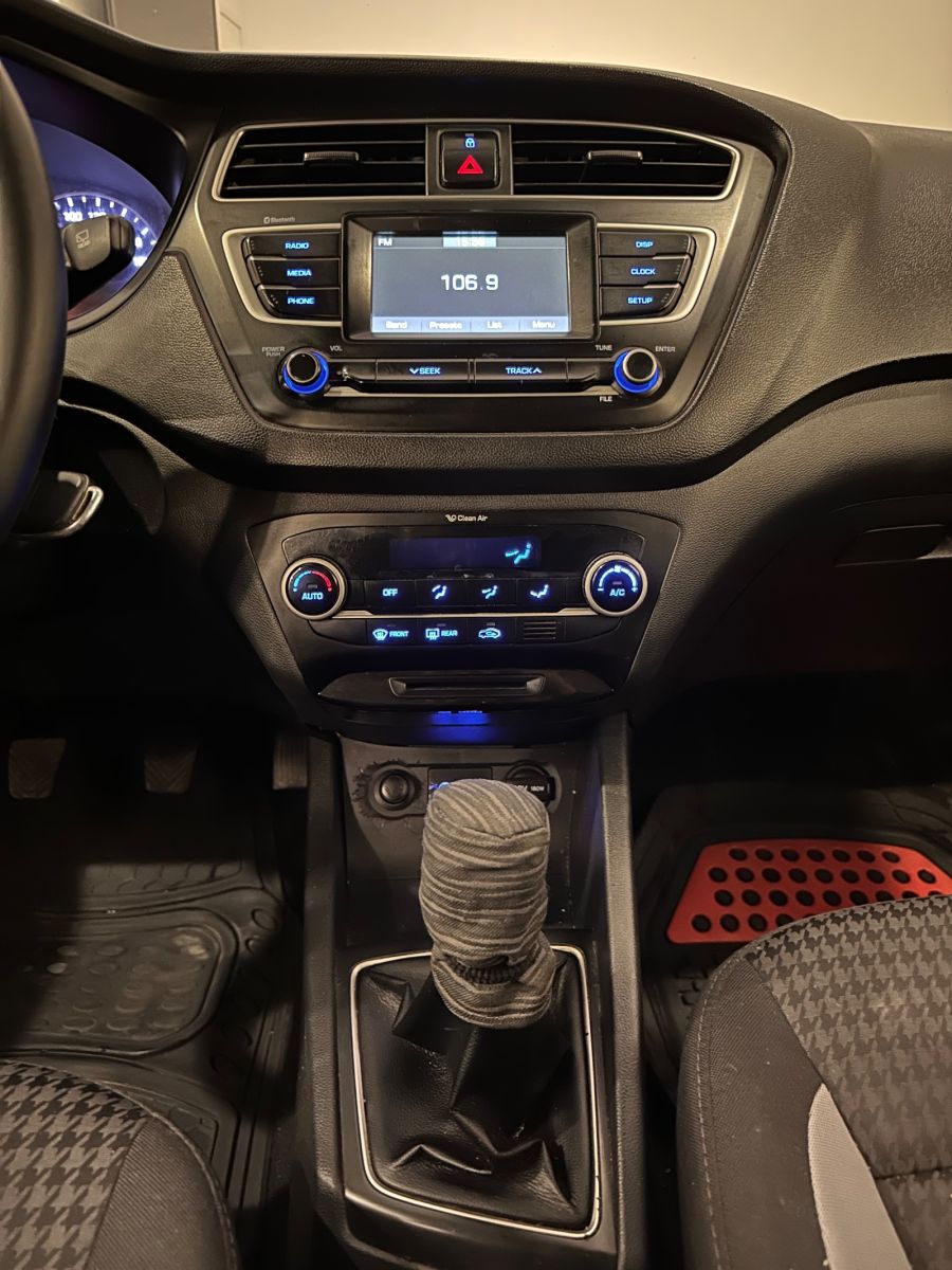 Hyundai i20 GLS High Grade à Ariana - Photo 12