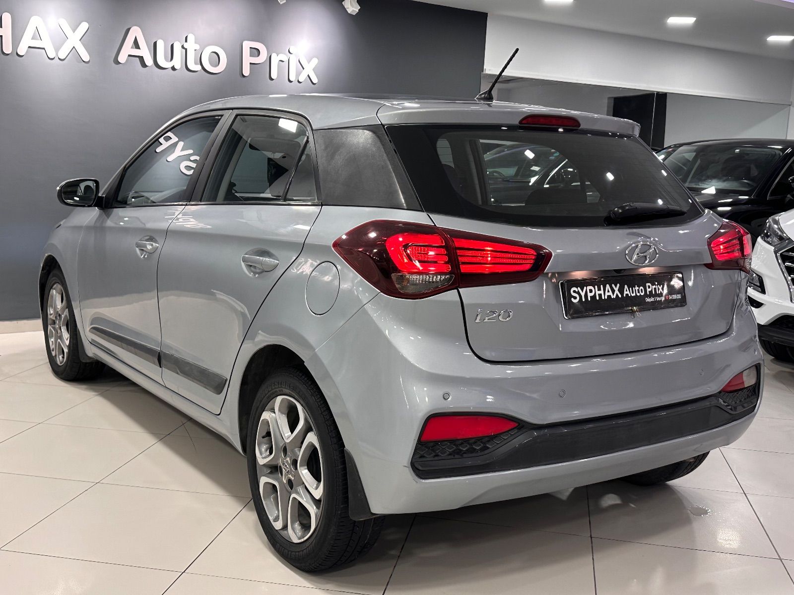 Hyundai i20 GLS High Grade à Ariana - Photo 4