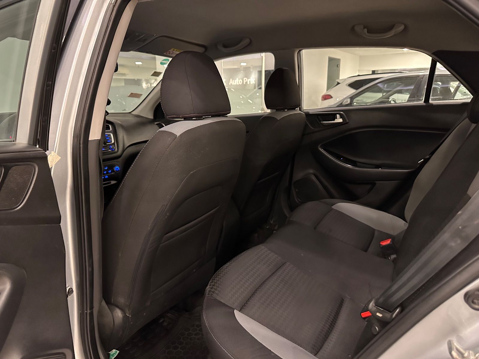 Hyundai i20 GLS High Grade à Ariana - Photo 10