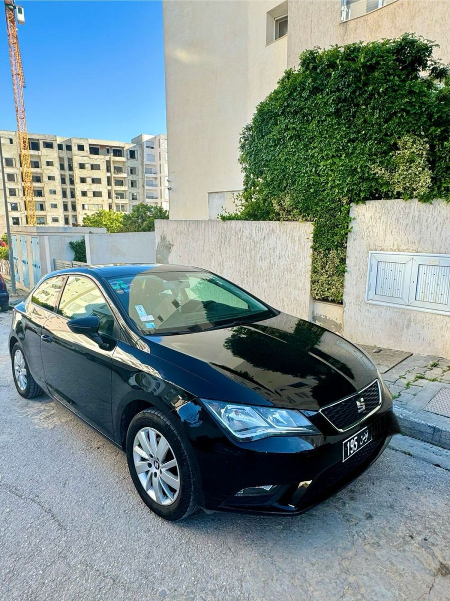 Seat Leon à Sfax - Photo 4