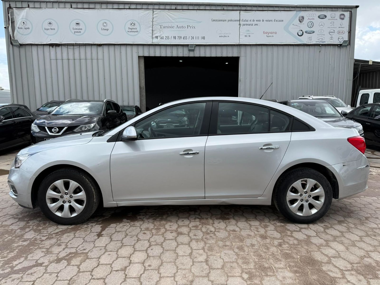 Chevrolet Cruze à Ben Arous - Photo 1