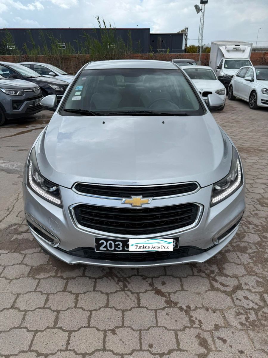 Chevrolet Cruze à Ben Arous - Photo 11