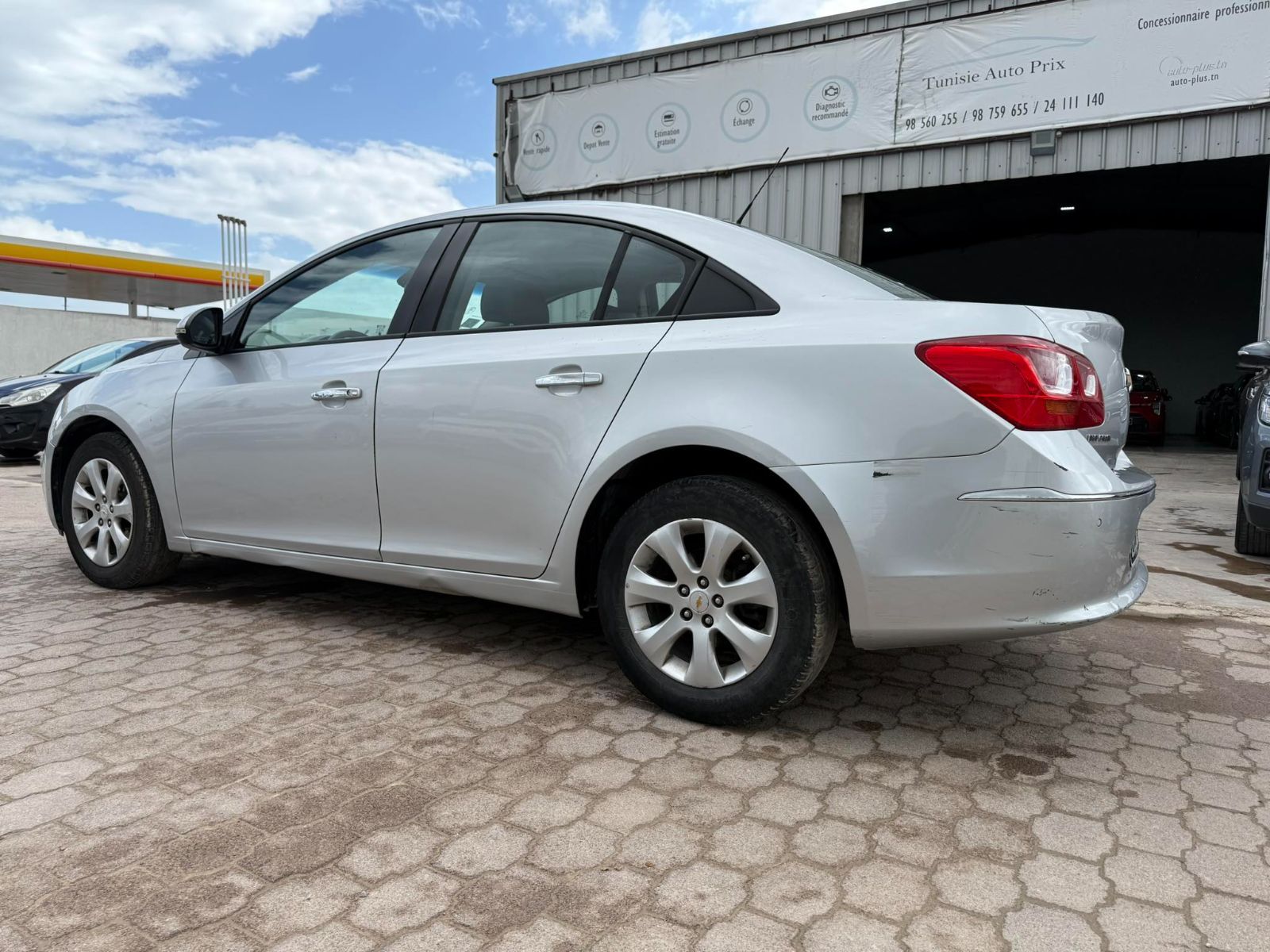 Chevrolet Cruze à Ben Arous - Photo 2