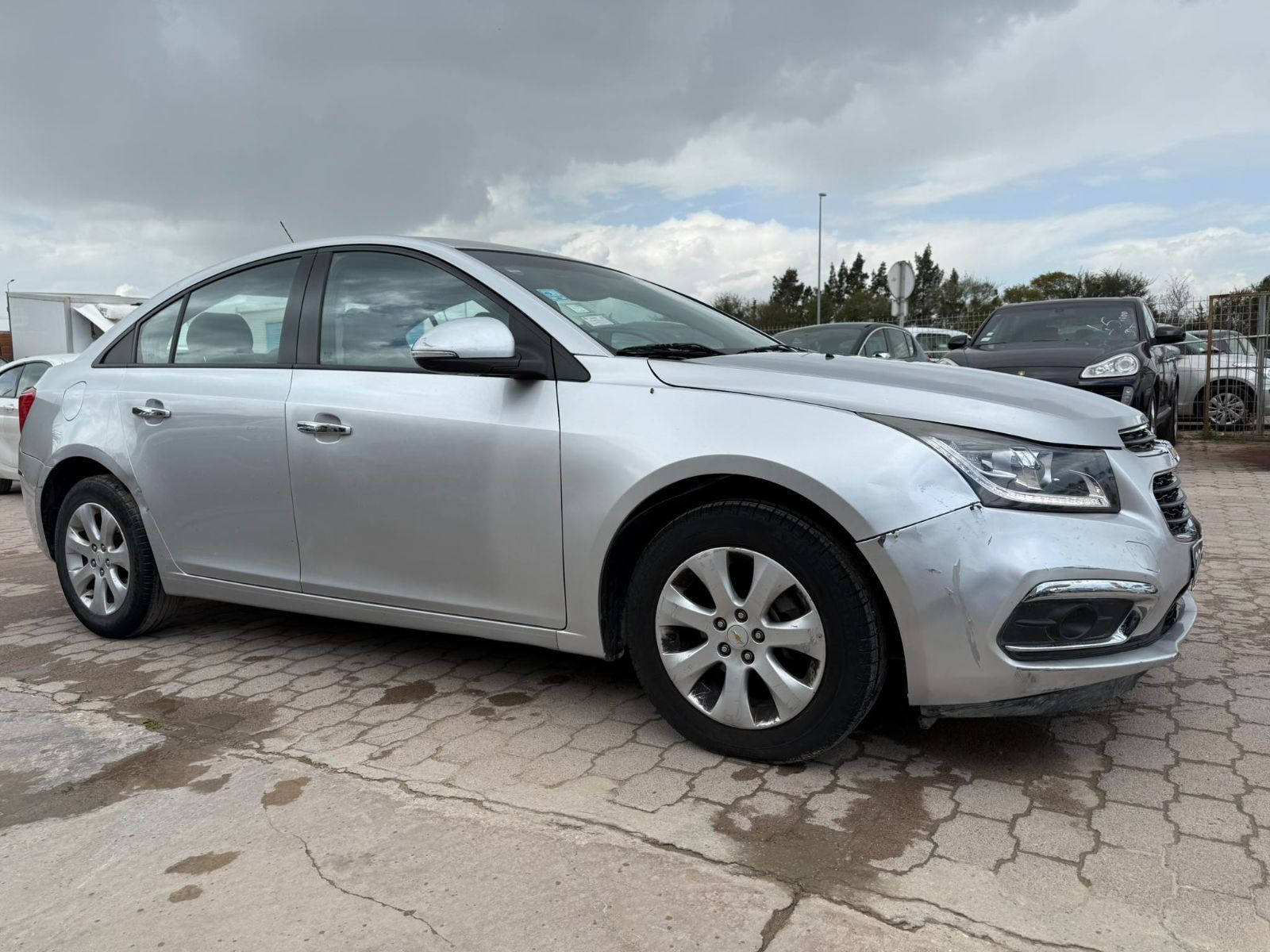 Chevrolet Cruze à Ben Arous - Photo 3