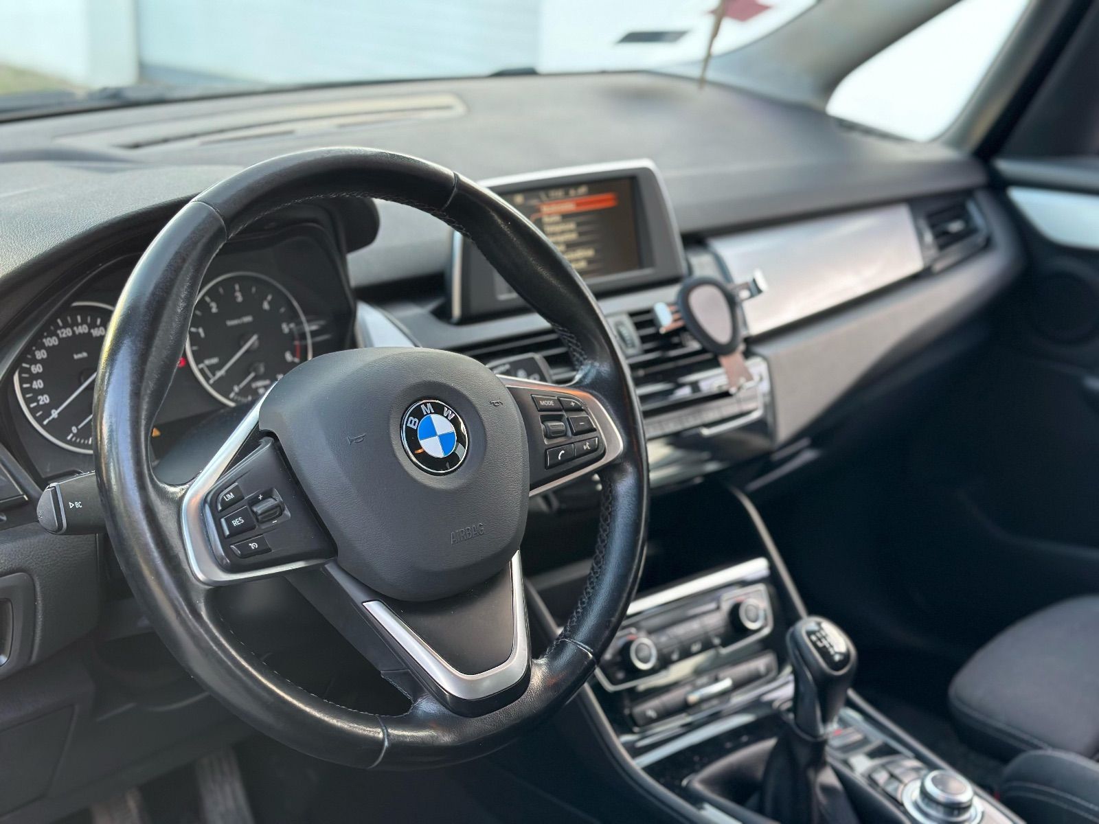 BMW Série 2 Active Tourer à Ariana - Photo 9