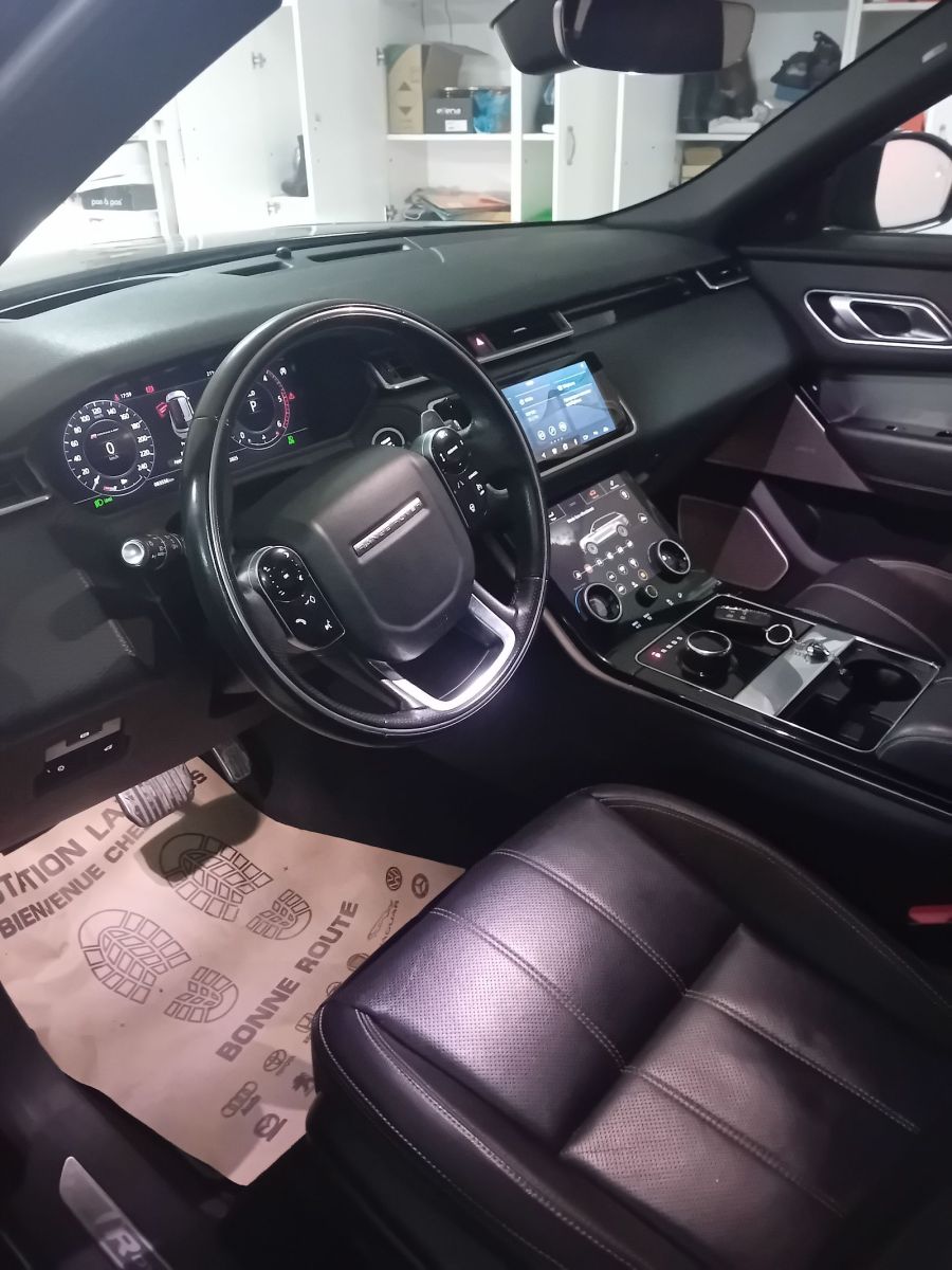 Land Rover Range Rover Velar à Tunis - Photo 12