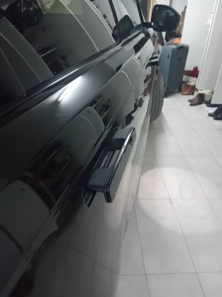 Land Rover Range Rover Velar à Tunis - Photo 9