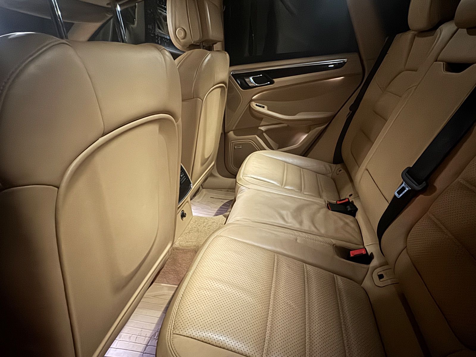 Porsche Macan à Ben Arous - Photo 2