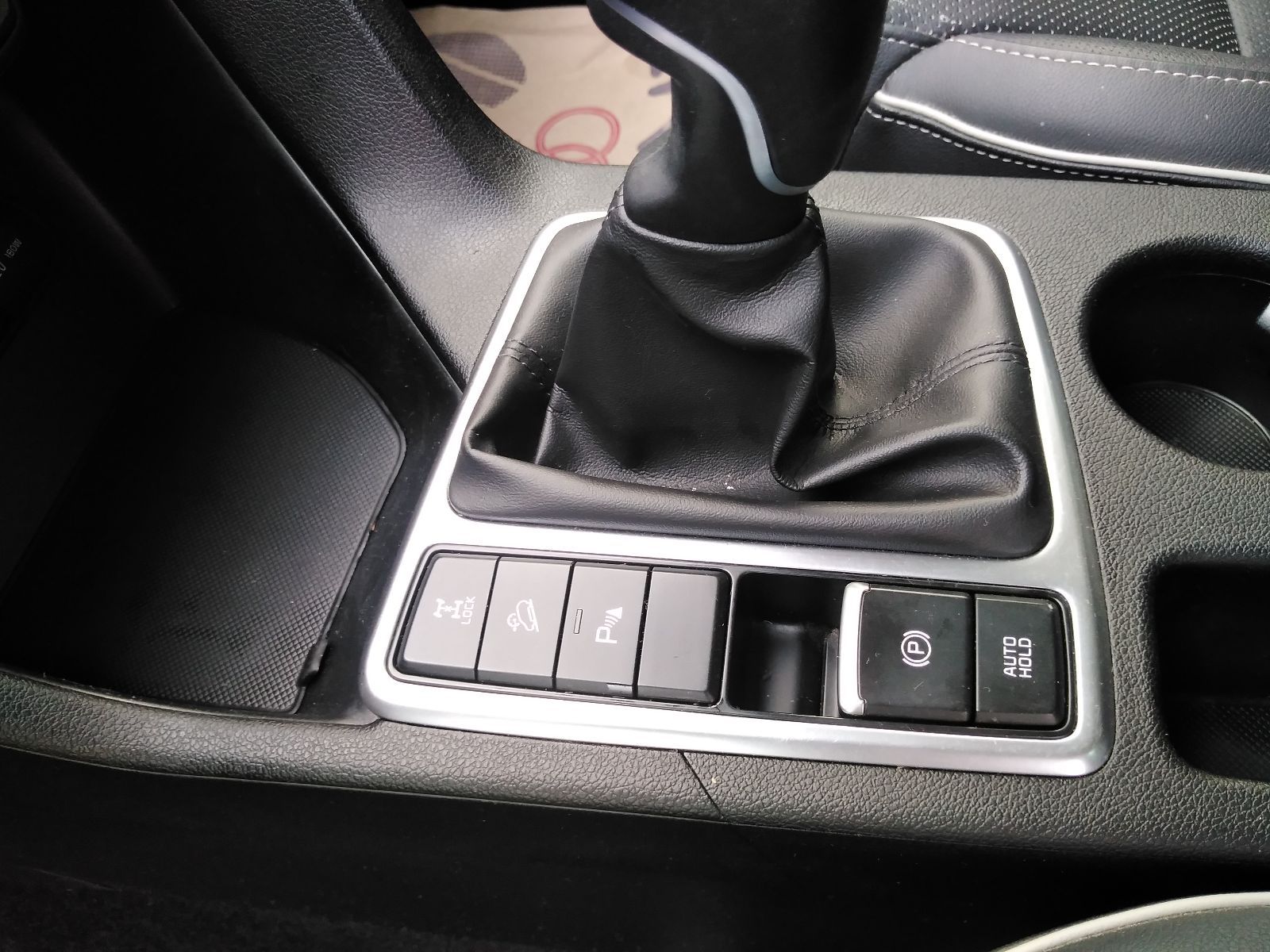 KIA Sportage à Tunis - Photo 4