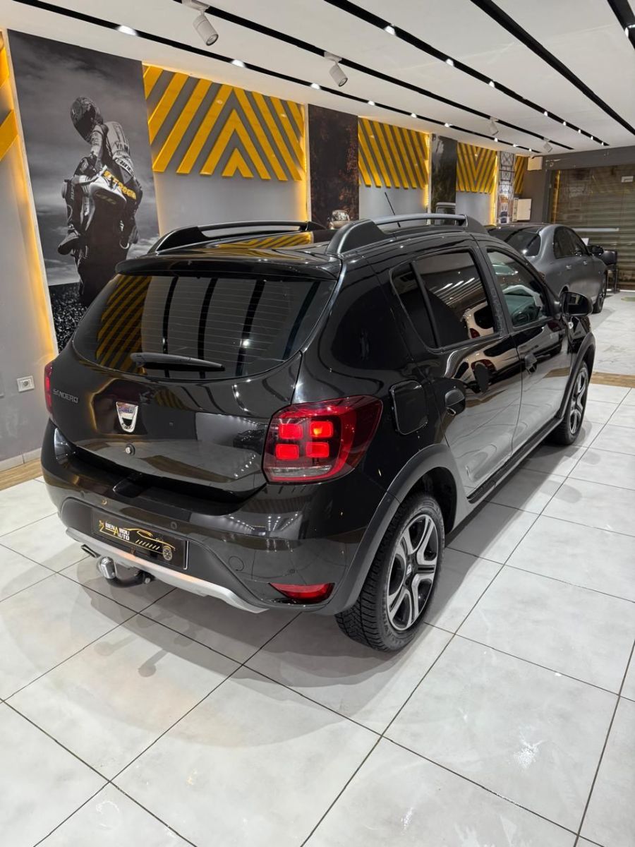 Dacia Sandero Stepway à Nabeul - Photo 2