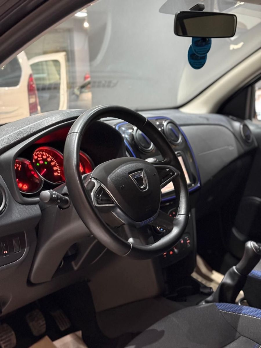 Dacia Sandero Stepway à Nabeul - Photo 11