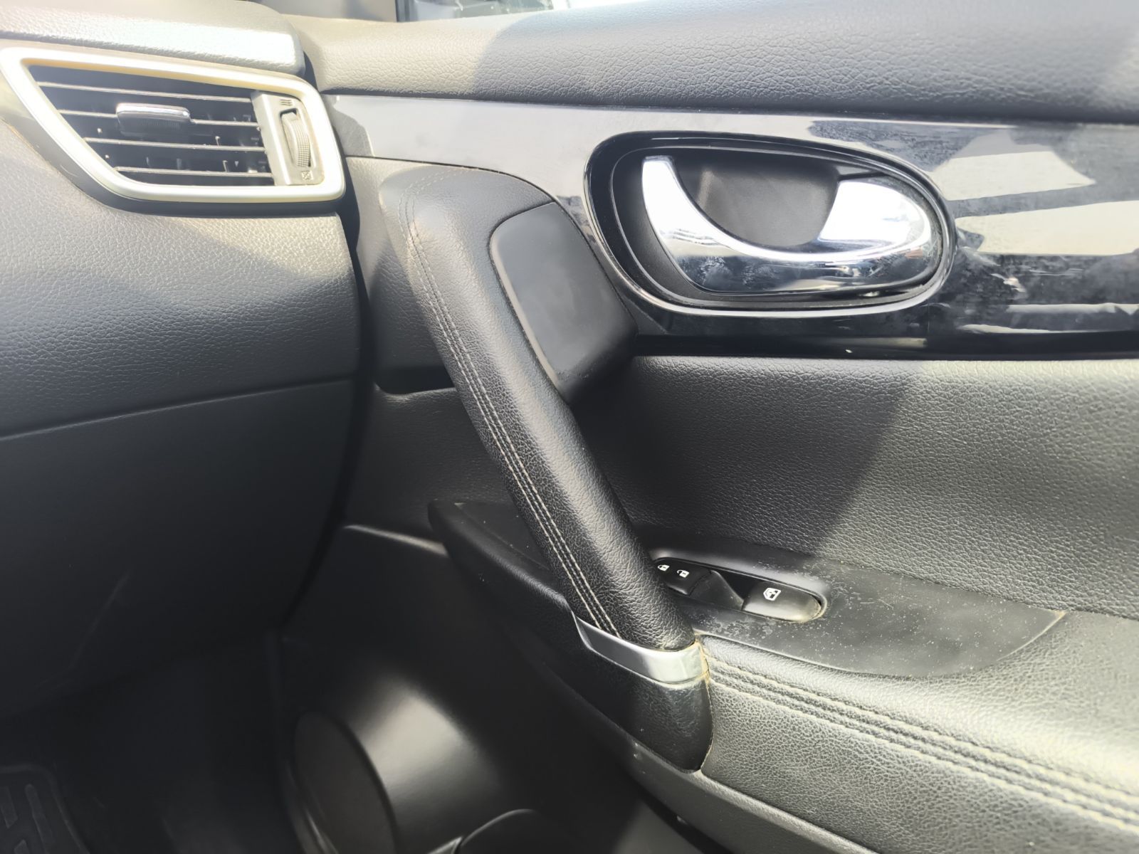 Nissan Qashqai Tekna High à Tunis - Photo 22