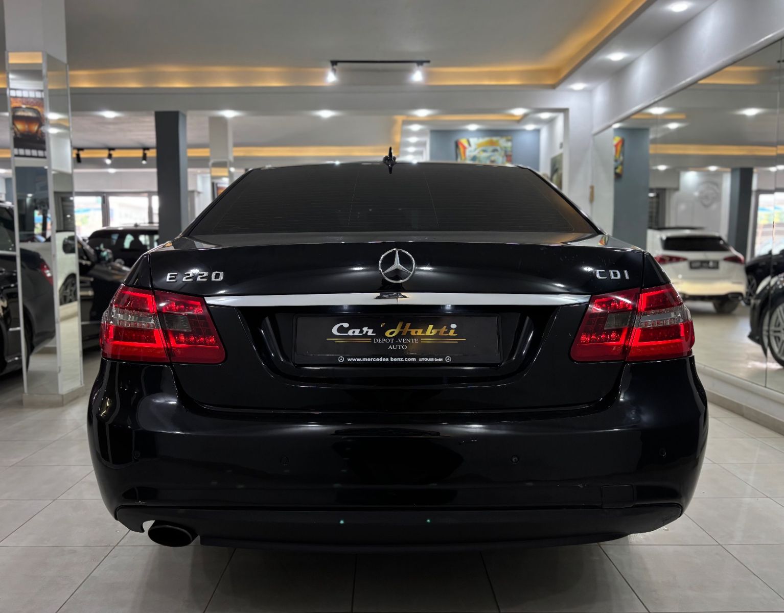 Mercedes-Benz Classe E 220 cdi AMG à Ariana - Photo 4
