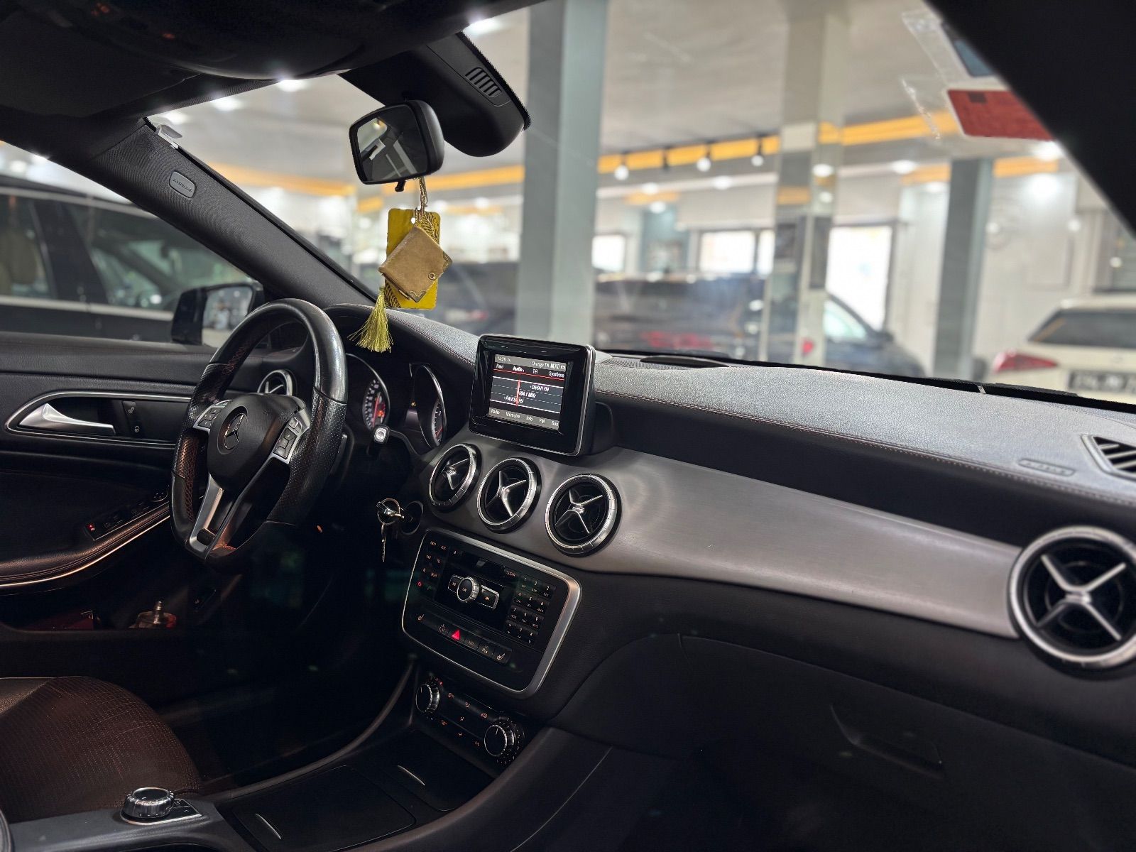 Mercedes-Benz CLA à Tunis - Photo 8