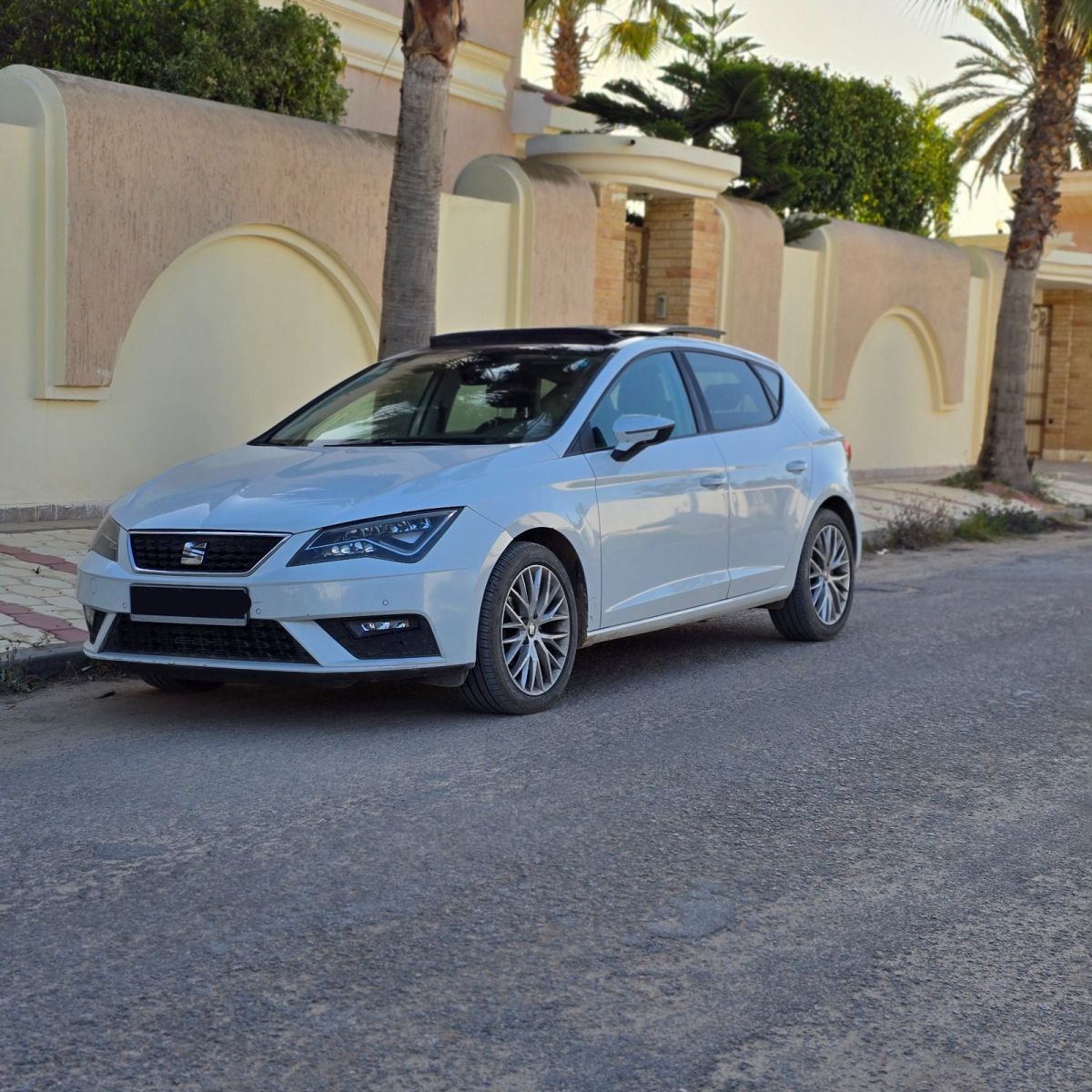 Seat Leon Style Plus à Ben Arous - Photo 5