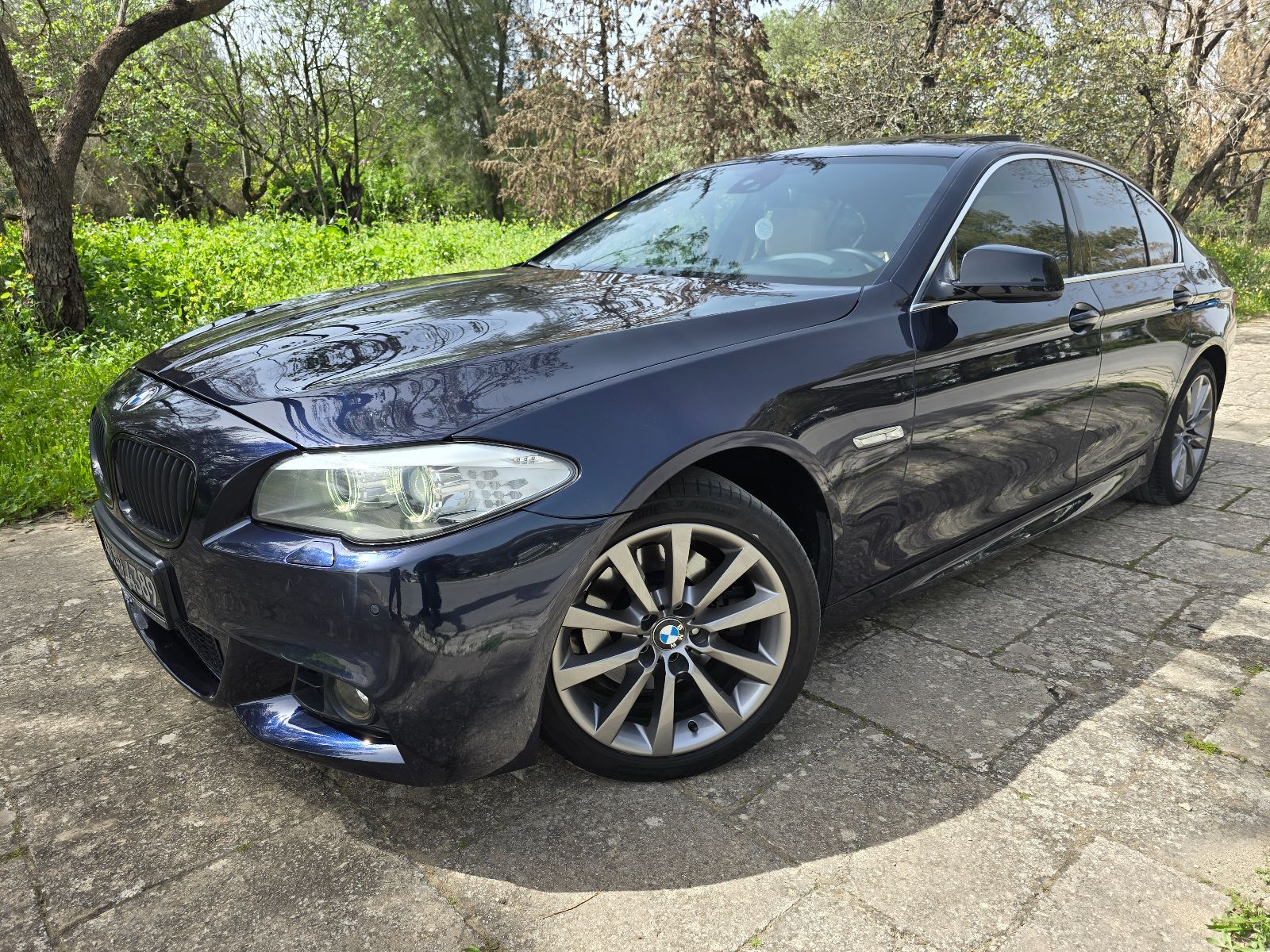BMW Série 5 à Ariana - Photo 1