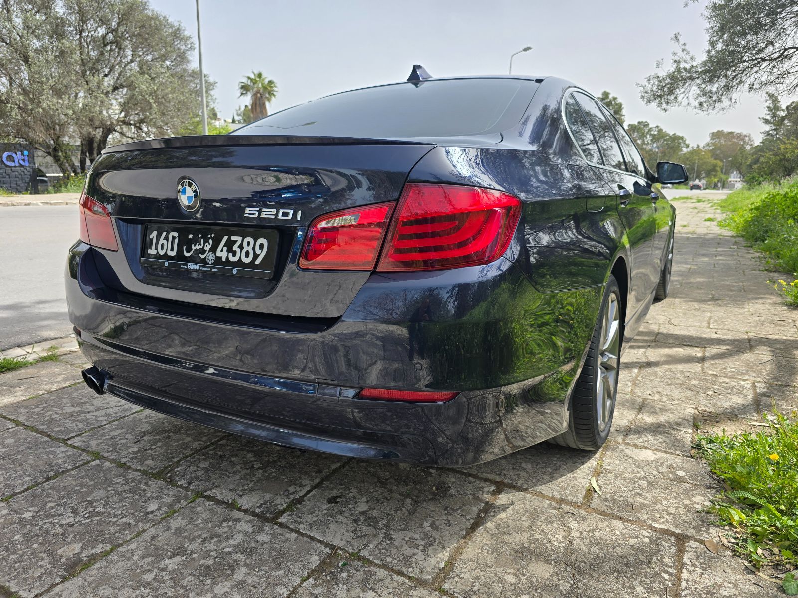 BMW Série 5 à Ariana - Photo 26