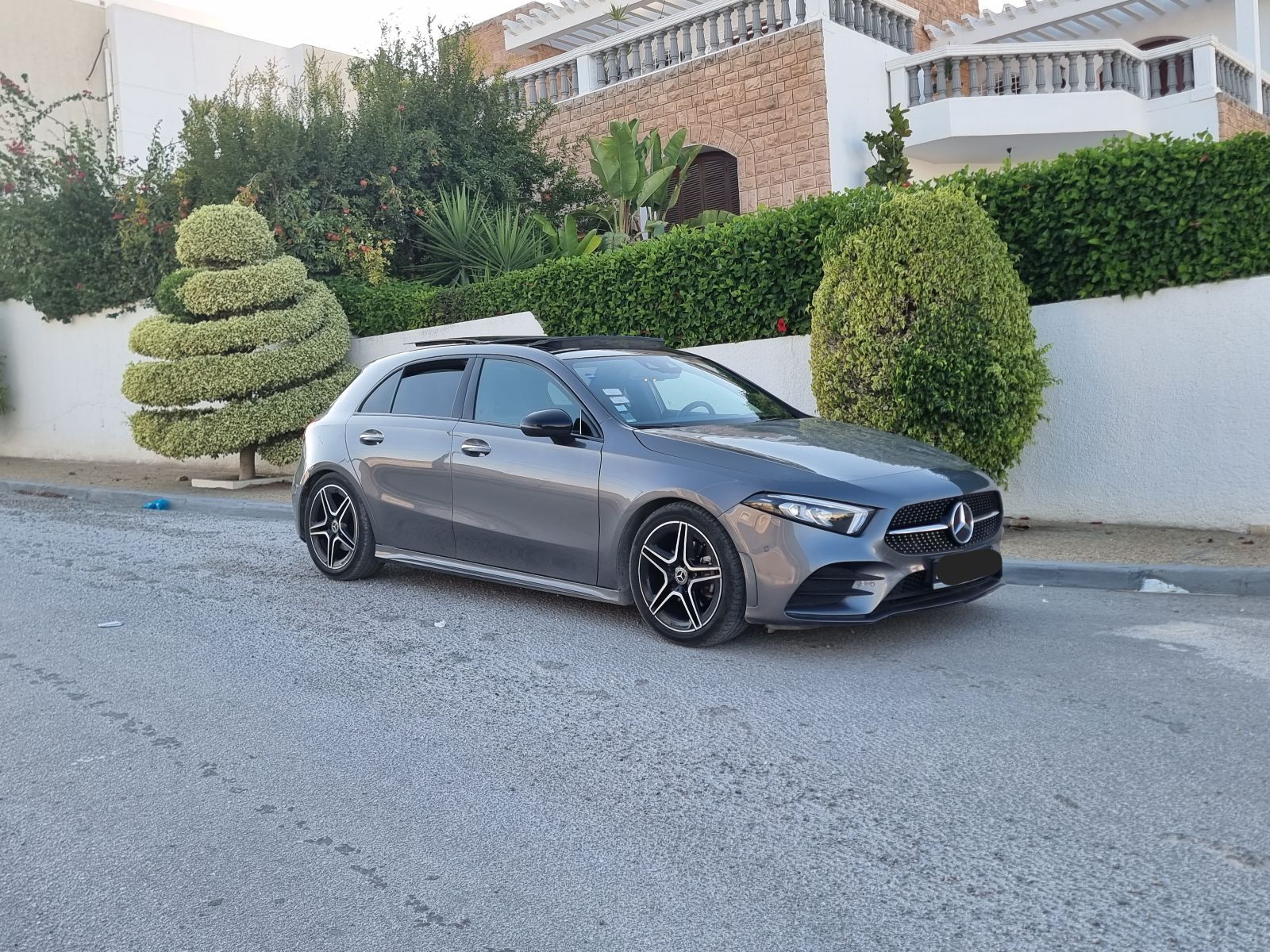 Mercedes-Benz Classe A AMG à Tunis - Photo 9