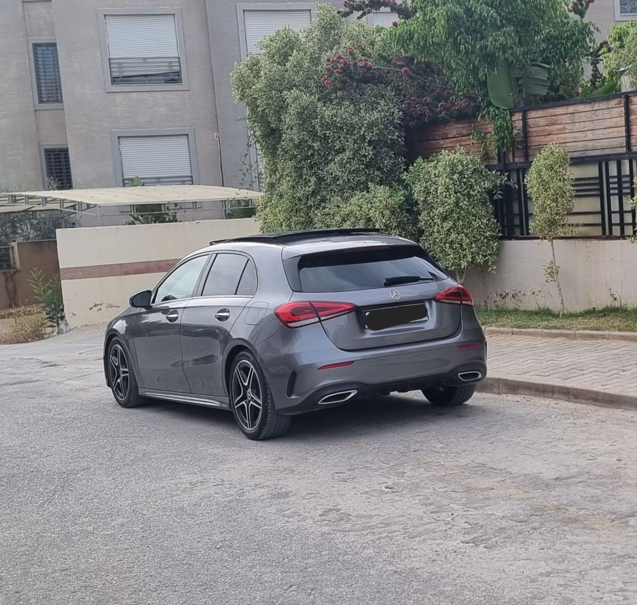 Mercedes-Benz Classe A AMG à Tunis - Photo 4