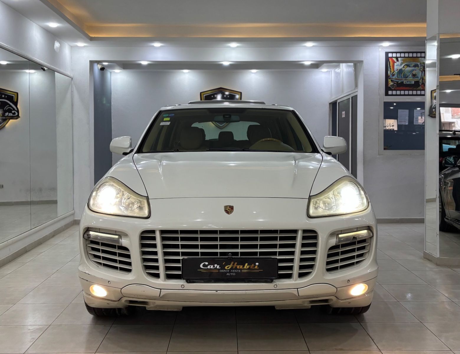 Porsche Cayenne à Ben Arous - Photo 1