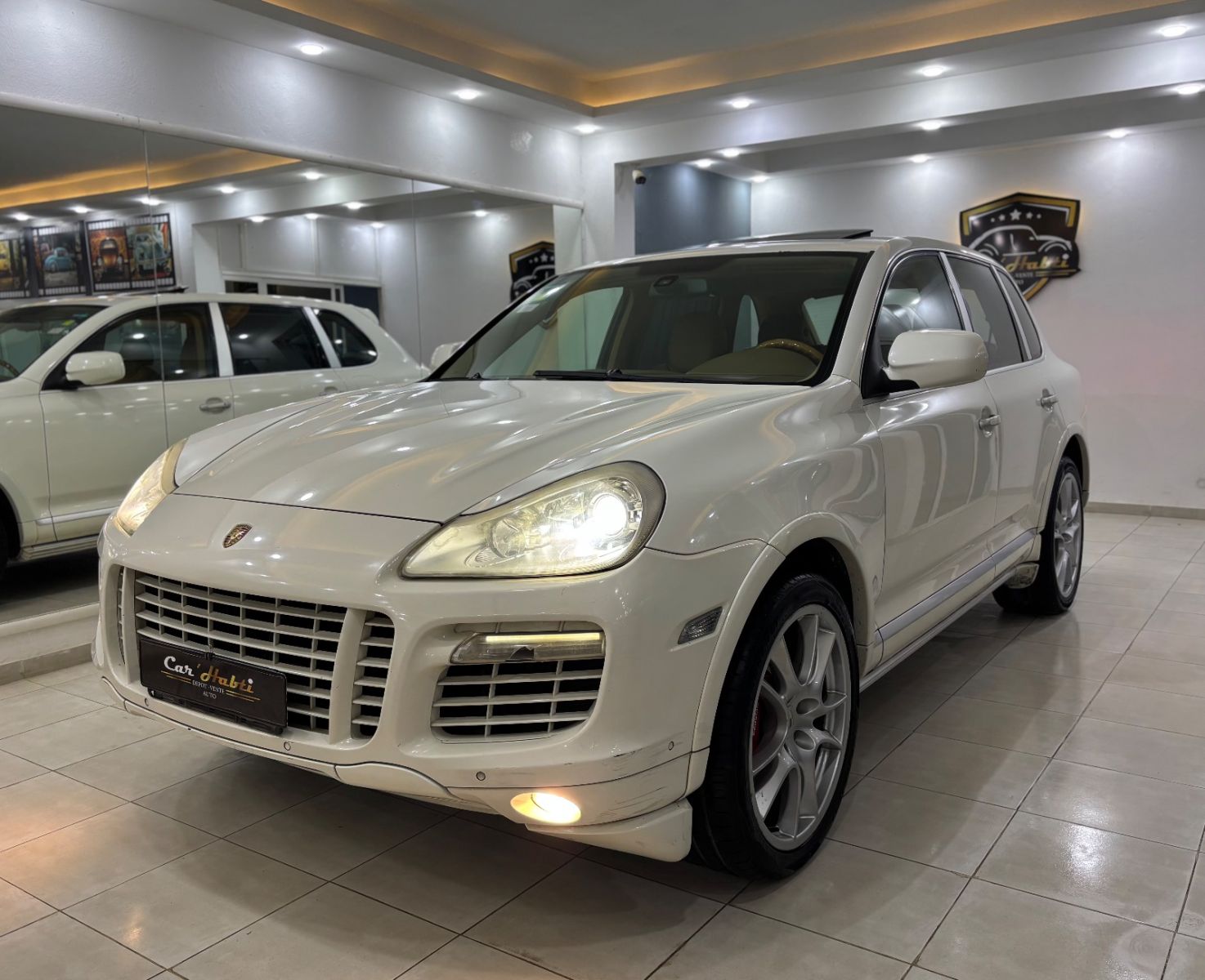 Porsche Cayenne à Ben Arous - Photo 3