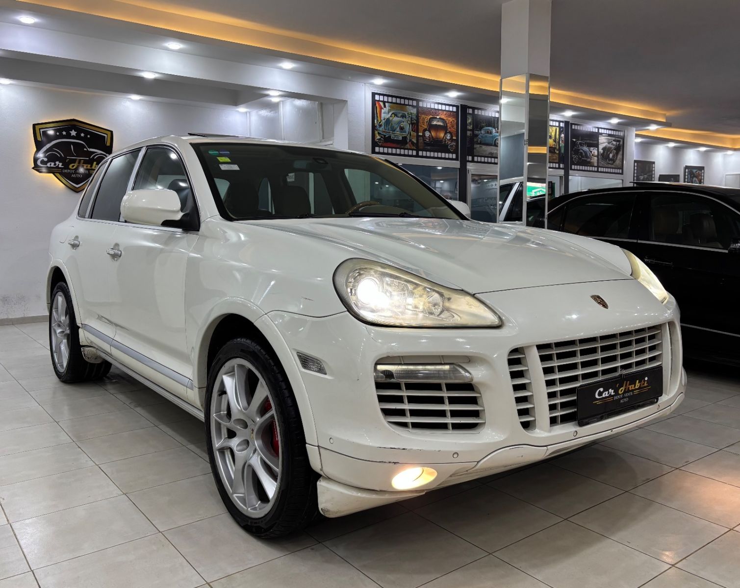 Porsche Cayenne à Ben Arous - Photo 2