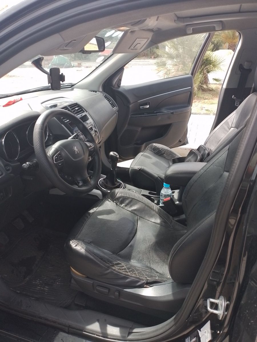Peugeot 4008 à Monastir - Photo 4