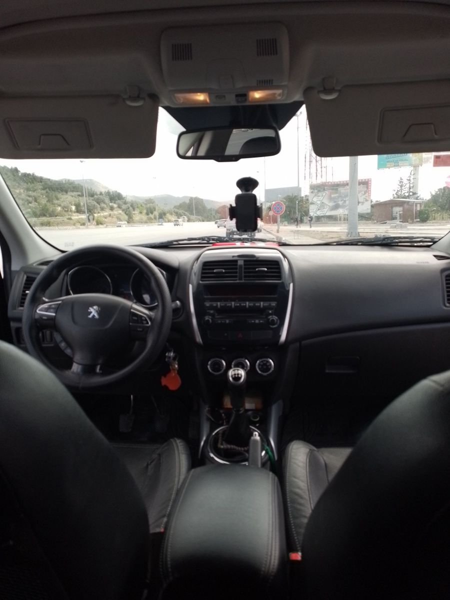 Peugeot 4008 à Monastir - Photo 5