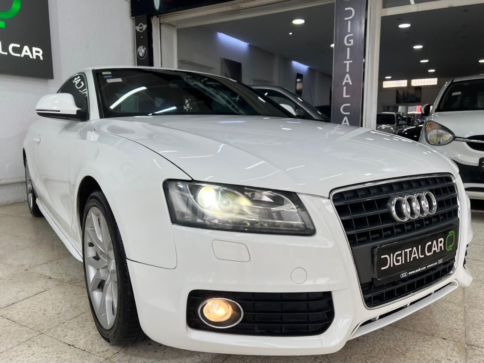 Audi A5 Coupé S-Line à Tunis - Photo 8