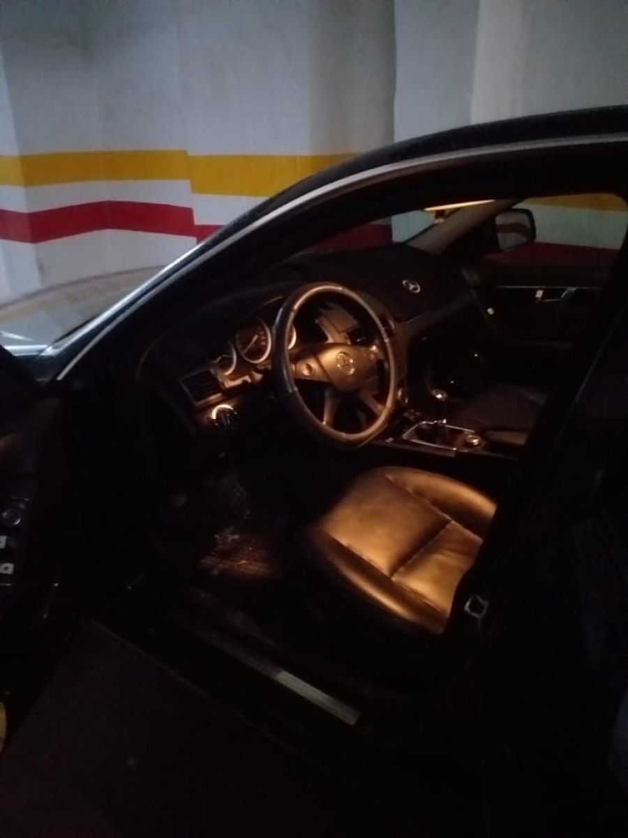 Mercedes-Benz Classe C Avantgarde à Tunis - Photo 7